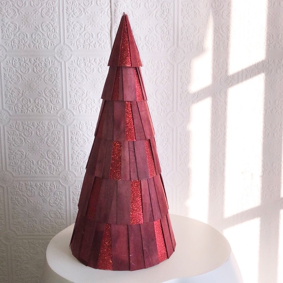 Longaberger Red Glitter Tree - Picture 1 of 9